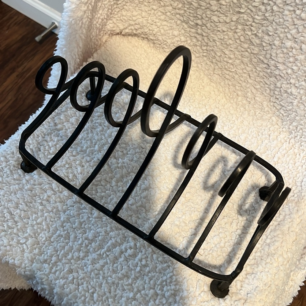 Antique Cast Iron Magazine Rack. 12” long, 7” wide. Circa 1950s. - Picture 2 of 5
